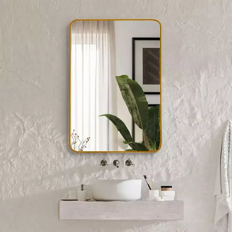 Miroir mural de salle de bain rectangulaire encadré en métal noir 24x36 pouces.