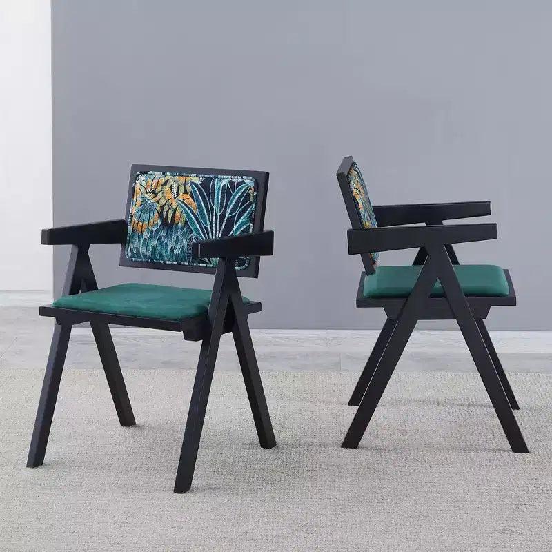 Lot de 2 chaises de salle à manger Okak en bois massif, chaises de salle à manger avec dossier en rotin et accoudoirs, chaises d'appoint de cuisine simples pour table de salon