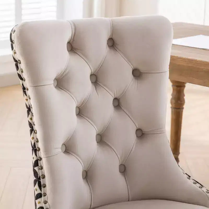 Lot de 2 chaises de salle à manger en velours noir classique, chaises de salle à manger contemporaines en bois massif capitonnées en velours avec pieds en bois cloutés
