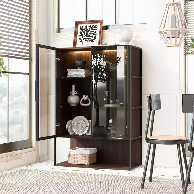 CLIHOME Vitrine haute lumineuse de 130 cm avec porte en verre trempé et cadre en métal, meuble de curiosités à LED