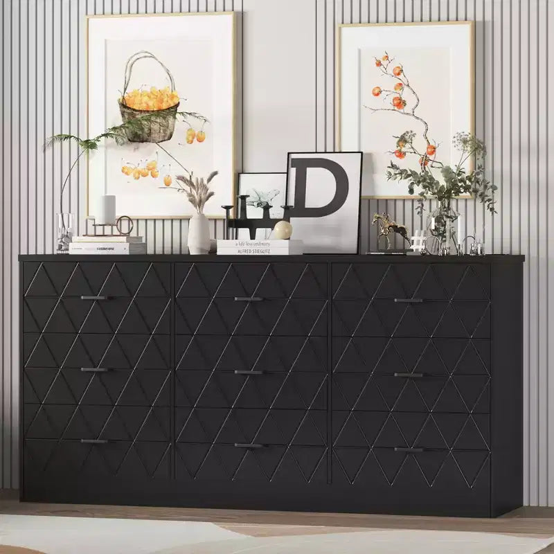 Zstar Commode triple moderne à 9 tiroirs, Meuble de rangement en bois pour chambre à coucher avec prises de courant