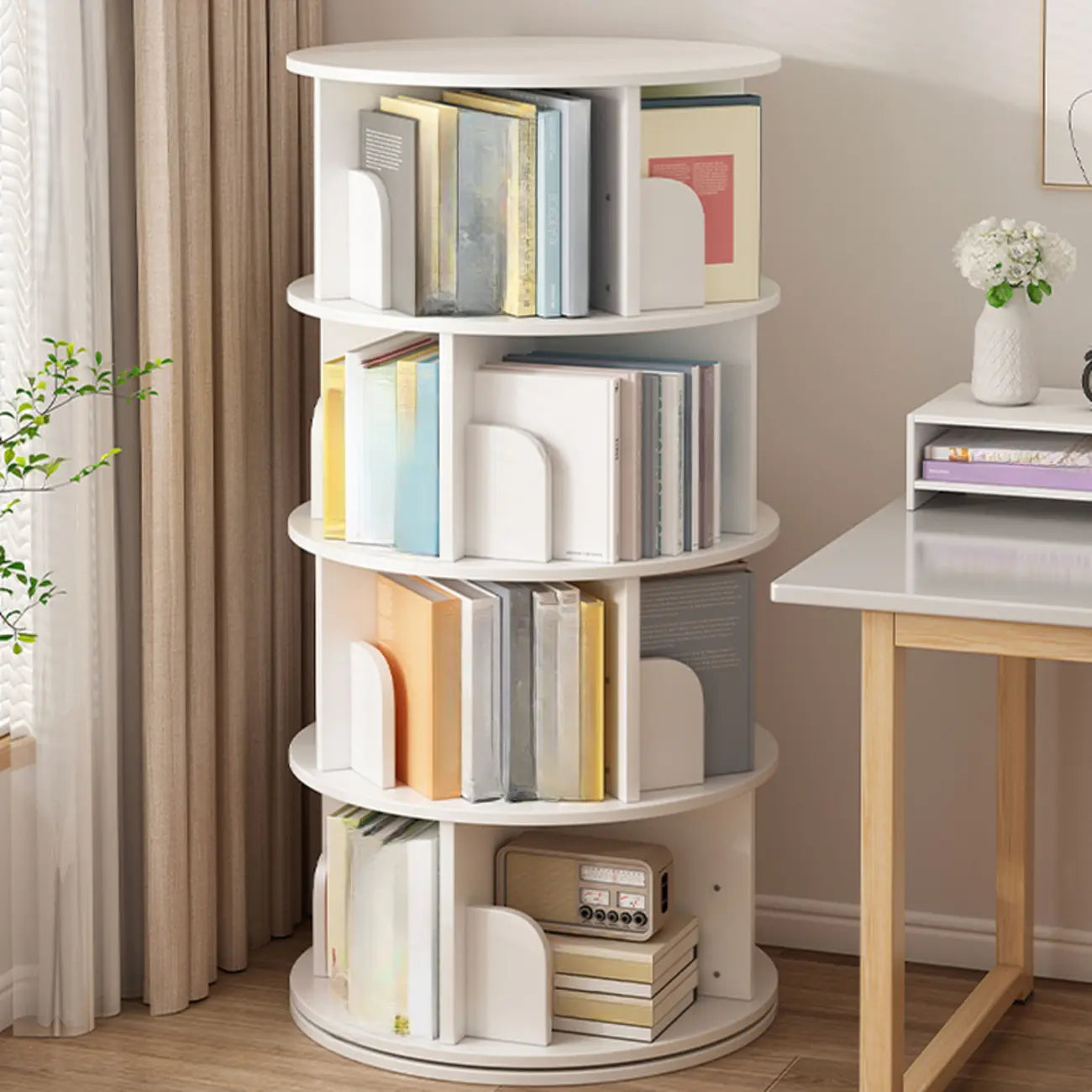 Bibliothèque cylindrique en bois brun à dos ouvert et rotative