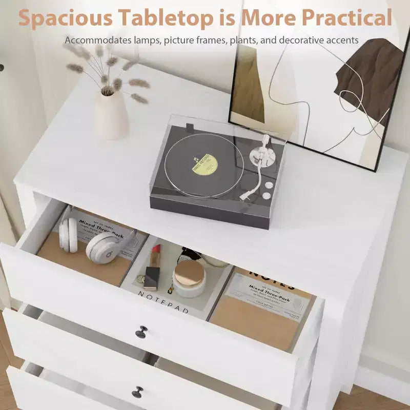 Commode moderne à 5 tiroirs avec rangement profond, coffre en bois élégant pour chambre à coucher, salon, entrée, offrant un grand espace pour une décoration intérieure organisée