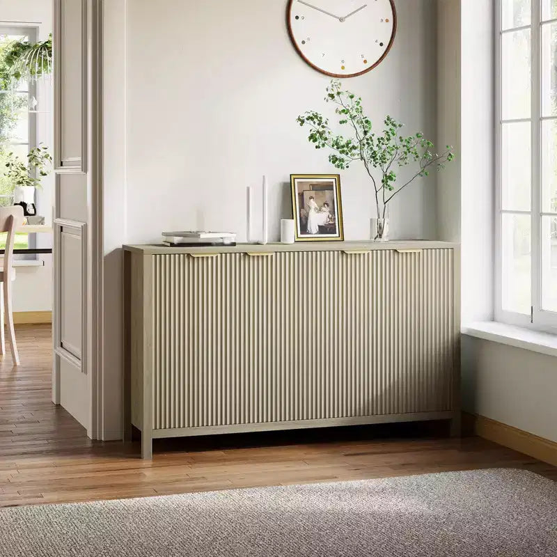 Buffet cannelé de 140 cm, grand bahut moderne avec 4 portes, étagères réglables, console pour salon, cuisine, entrée