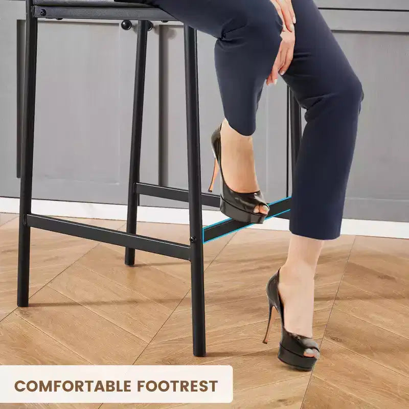 Tabourets de bar TROPOW, lot de 2-4 tabourets de bar rembourrés en PU, tabourets de bar modernes de 64 cm avec dossier et repose-pieds, chaises de salle à manger