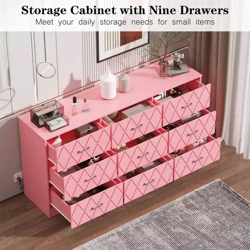 Zstar Commode triple moderne à 9 tiroirs, Meuble de rangement en bois pour chambre à coucher avec prises de courant
