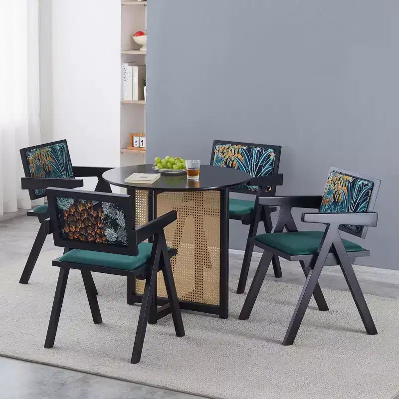 Lot de 2 chaises de salle à manger Okak en bois massif, chaises de salle à manger avec dossier en rotin et accoudoirs, chaises d'appoint de cuisine simples pour table de salon