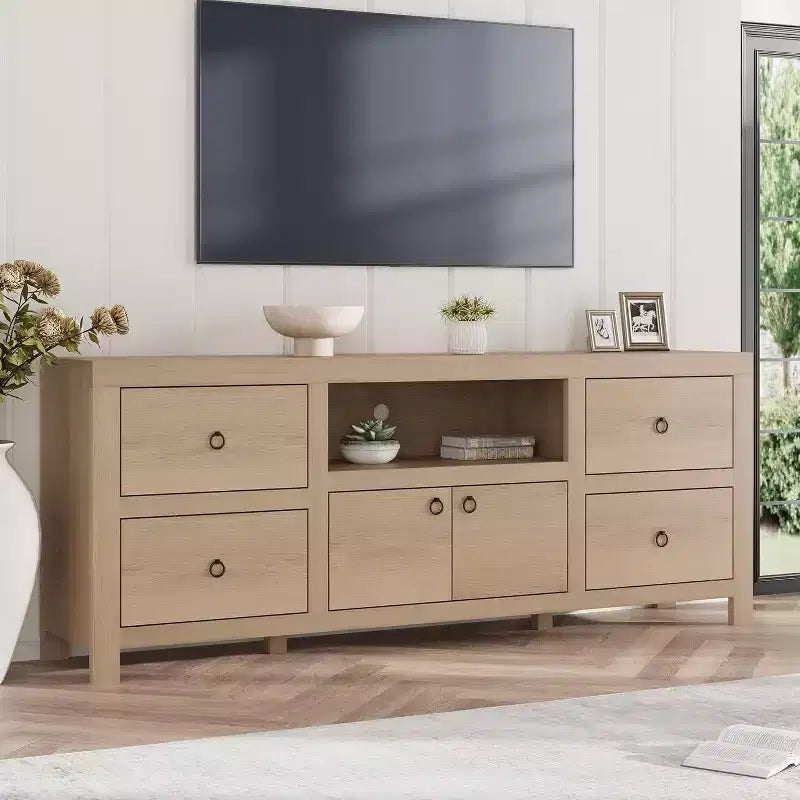 Meuble TV blanc de style ferme pour téléviseurs 75-80 pouces - Console média longue de 70 pouces avec 6 tiroirs et étagère pour barre de son pour salons, chambres à coucher