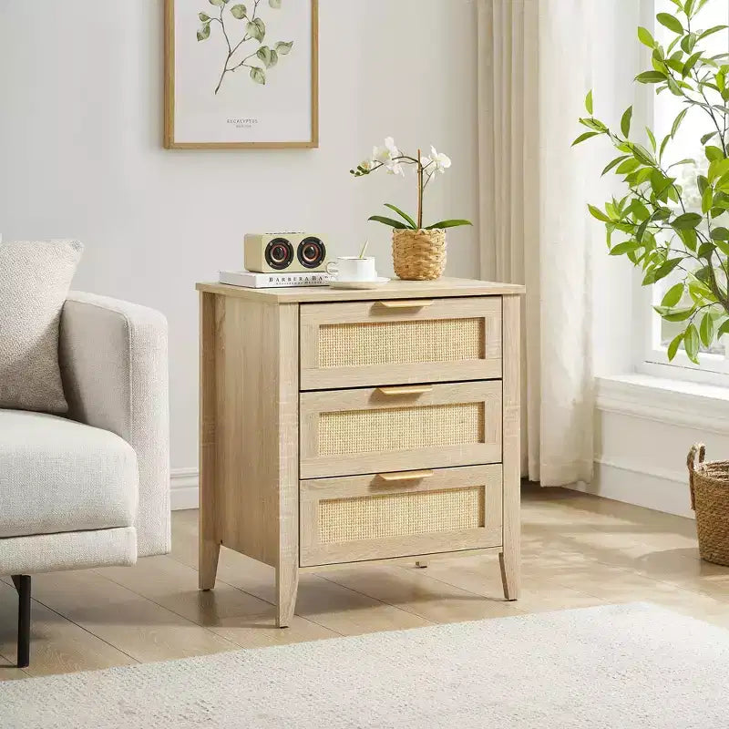 Table de chevet en rotin, Table de chevet avec 3 tiroirs en rotin naturel, Table de chevet avec pieds en bois robustes, Table d'appoint moderne avec tiroirs de rangement