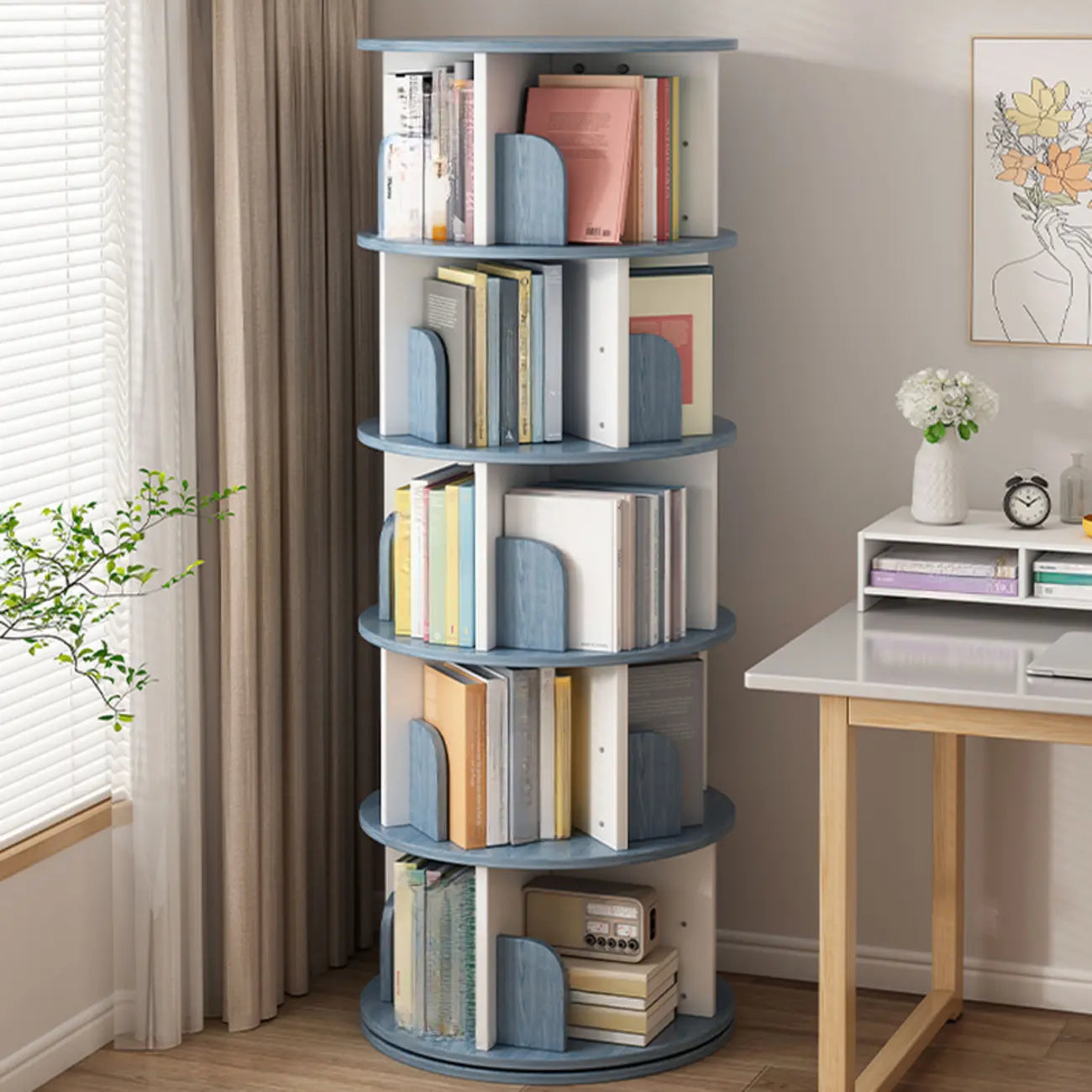 Bibliothèque cylindrique en bois brun à dos ouvert et rotative